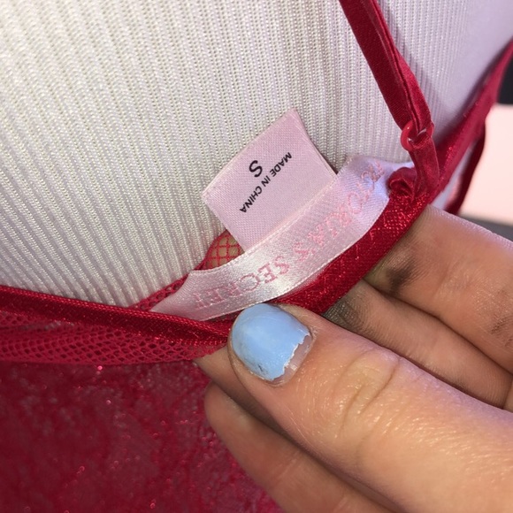 VS LINGERIE - Picture 4 of 4